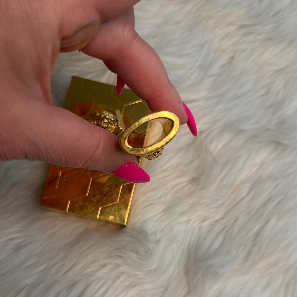 Versace Gold Hexagonal Cigarette and Lighter Case - image 6
